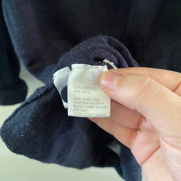 Navy Loft Top with Roll-Up 3/4 Sleeves - Picture 4 of 5